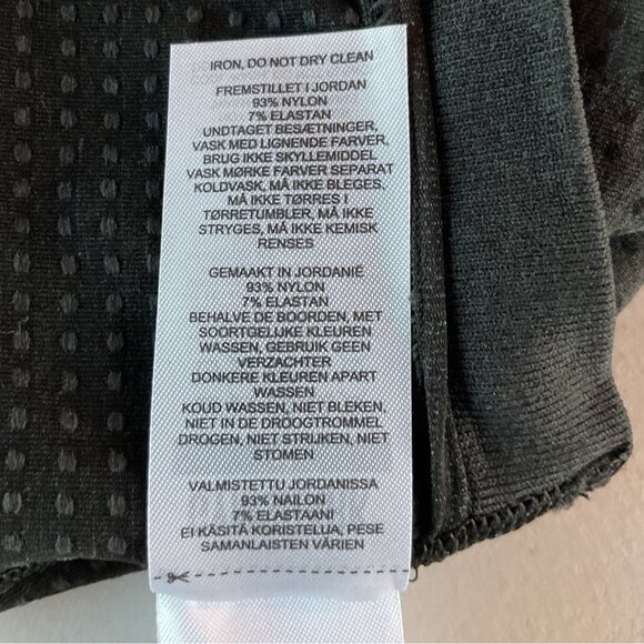 NWOT Gymshark Black Seamless High-Waisted Leggings M - Stretchy & Breathable Act - Picture 9 of 9